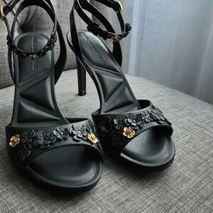 Karl Lagerfeld Elegant Black Heels with Gold Accents